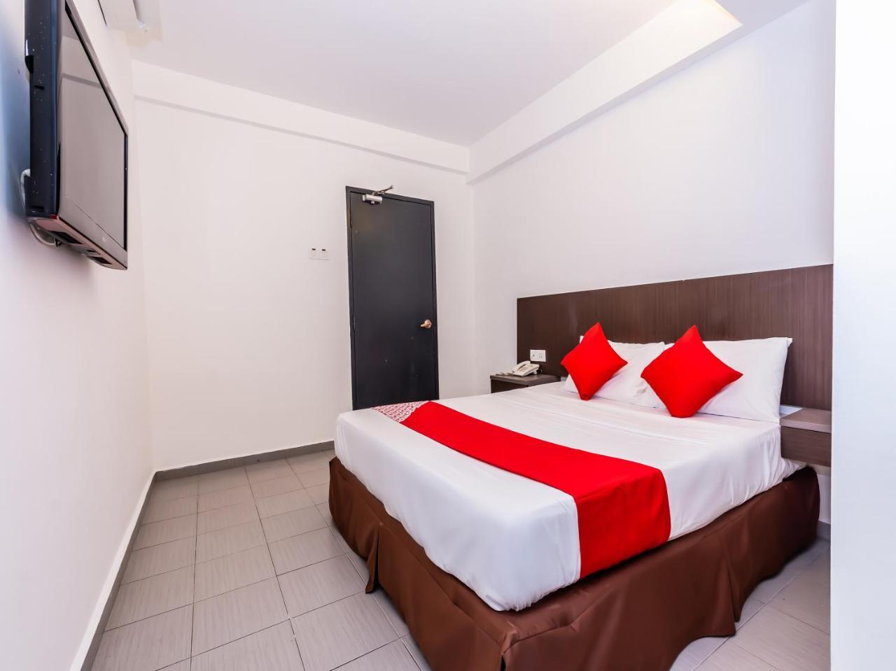 Oyo 835 Ms Hotel Malacca Luaran gambar