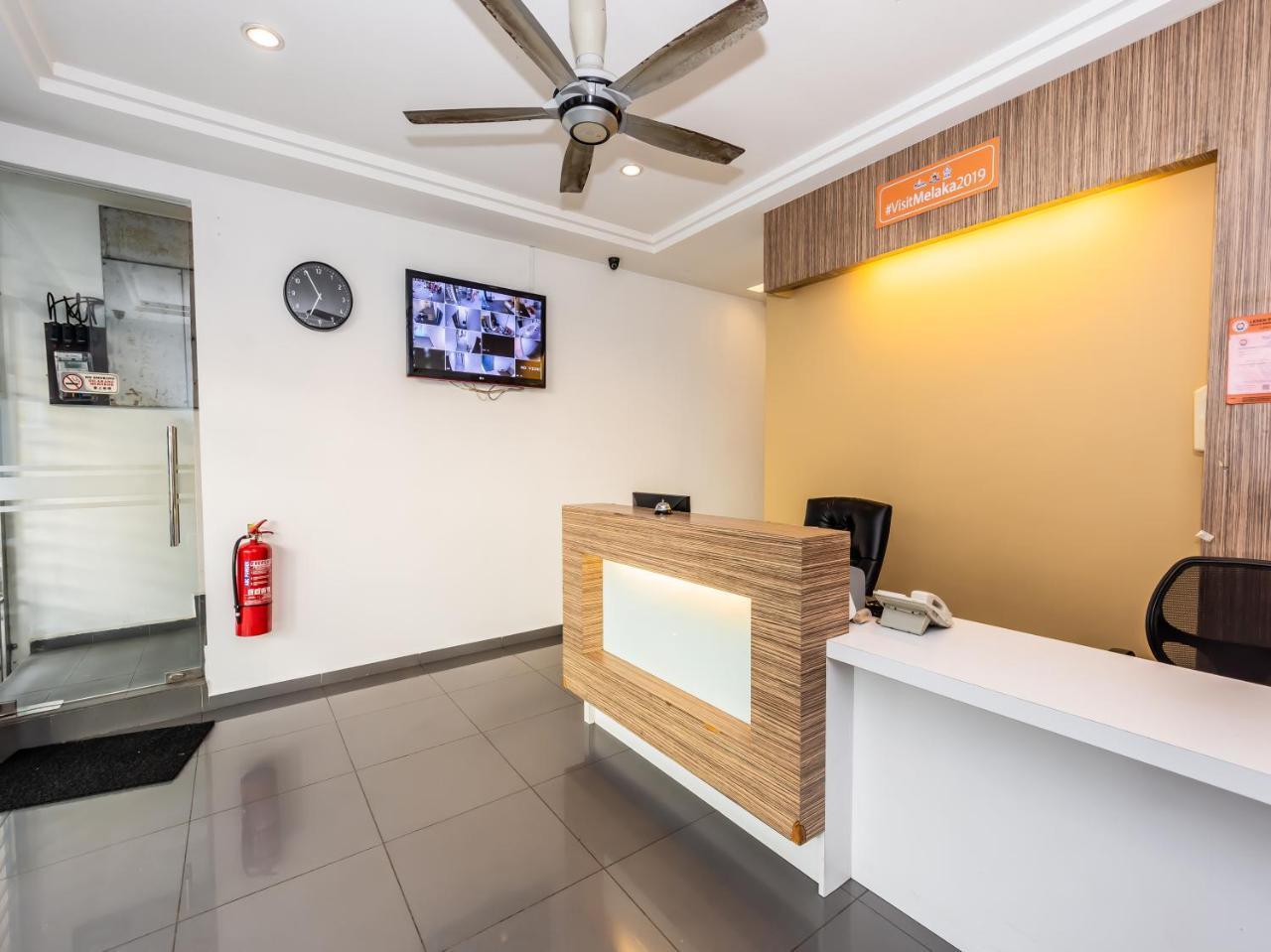 Oyo 835 Ms Hotel Malacca Luaran gambar