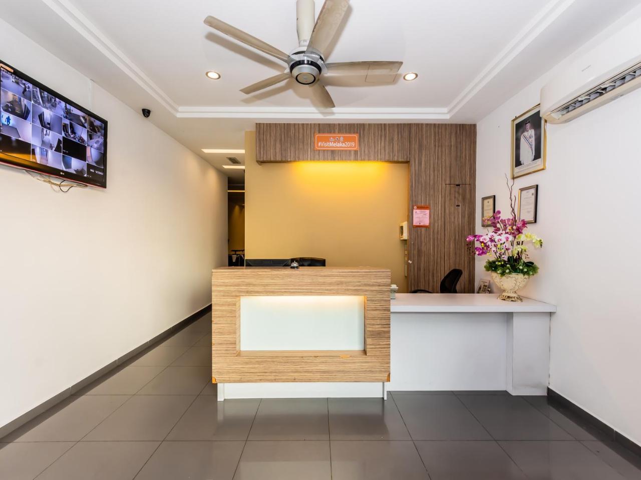 Oyo 835 Ms Hotel Malacca Luaran gambar