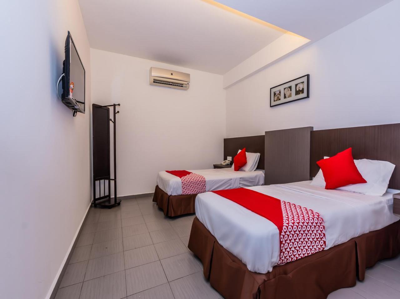 Oyo 835 Ms Hotel Malacca Luaran gambar