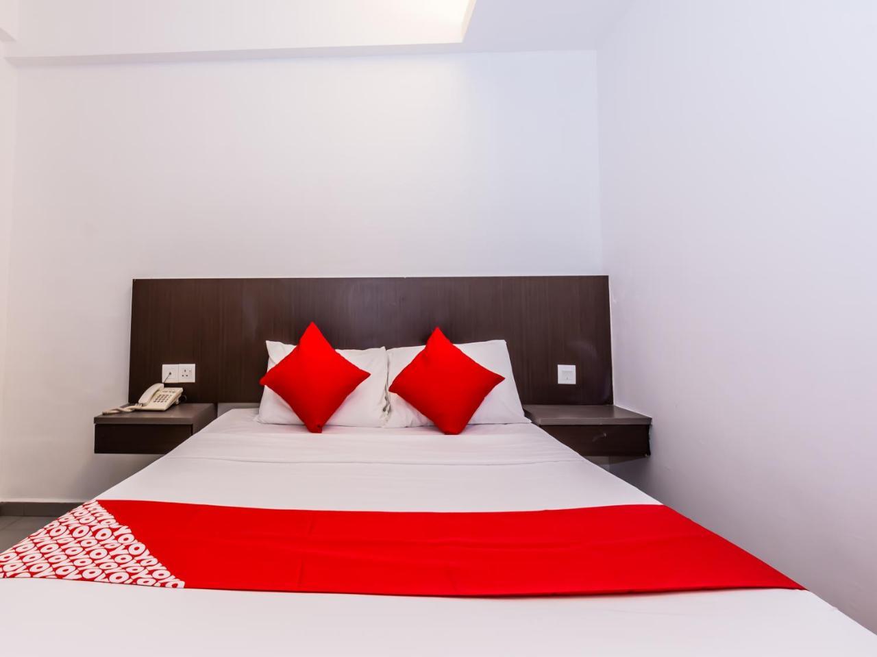 Oyo 835 Ms Hotel Malacca Luaran gambar