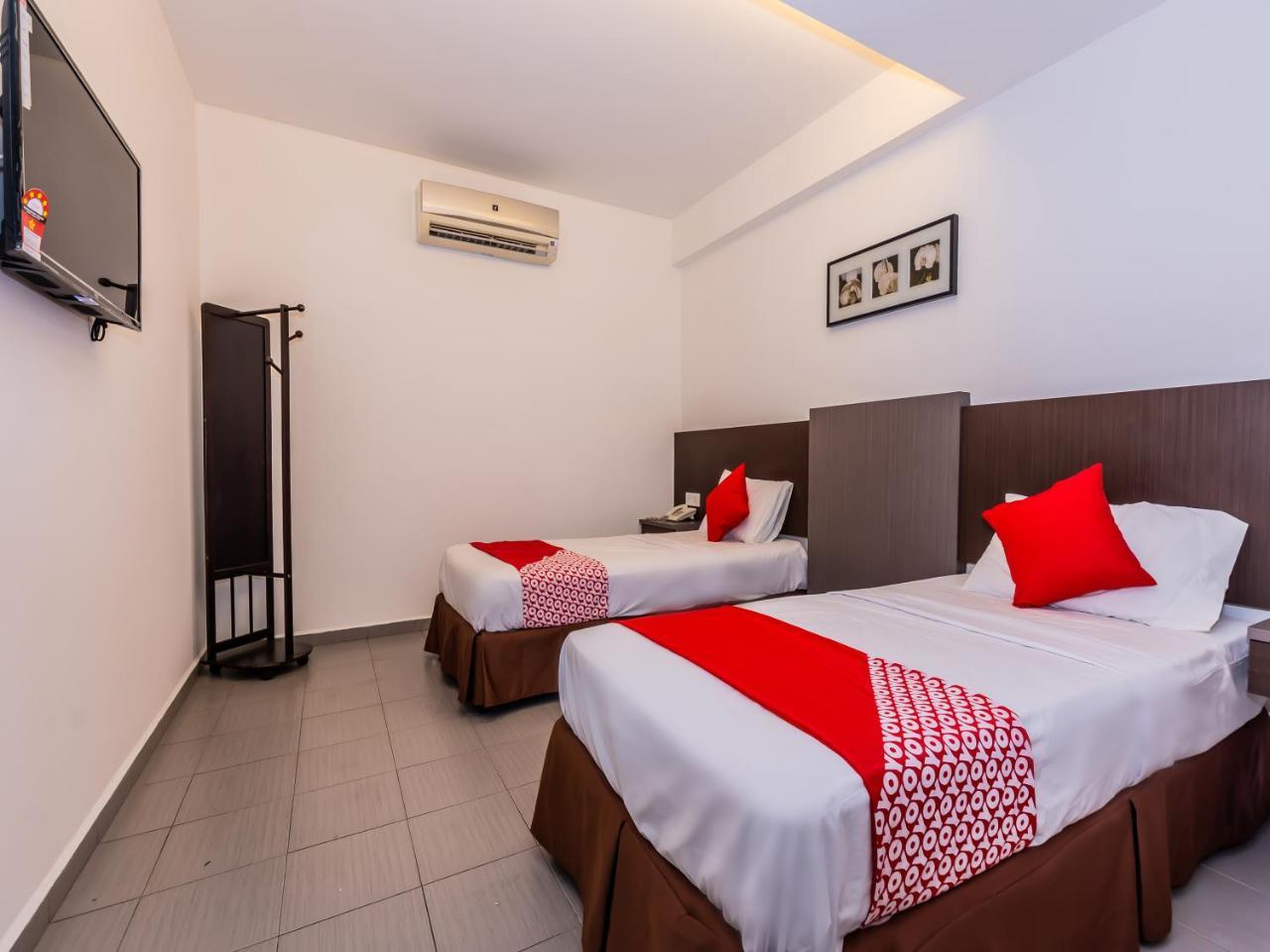 Oyo 835 Ms Hotel Malacca Luaran gambar